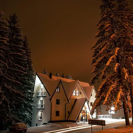 Zlatarska Pahulja --- 