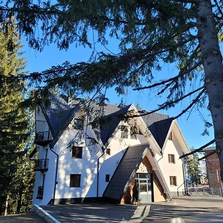 Апартаменты Zlatarska Pahulja --- 