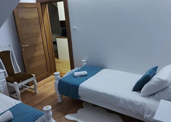 Zlatarska Pahulja --- 