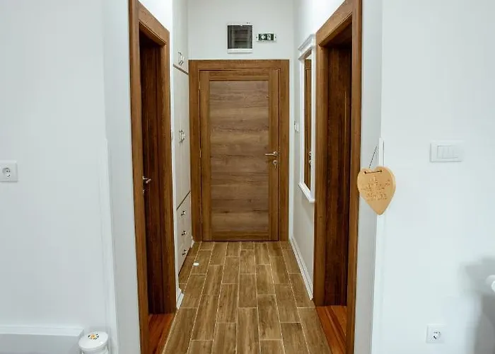 Zlatarska Pahulja --- 