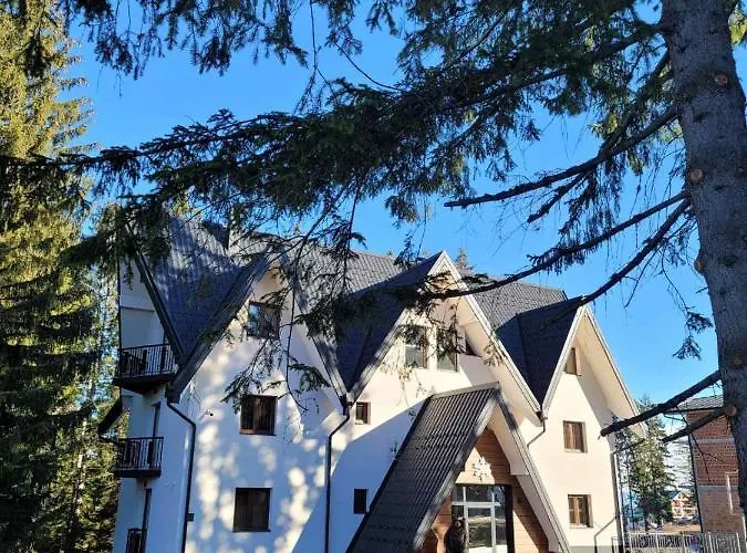 Apartment Zlatarska Pahulja --- 